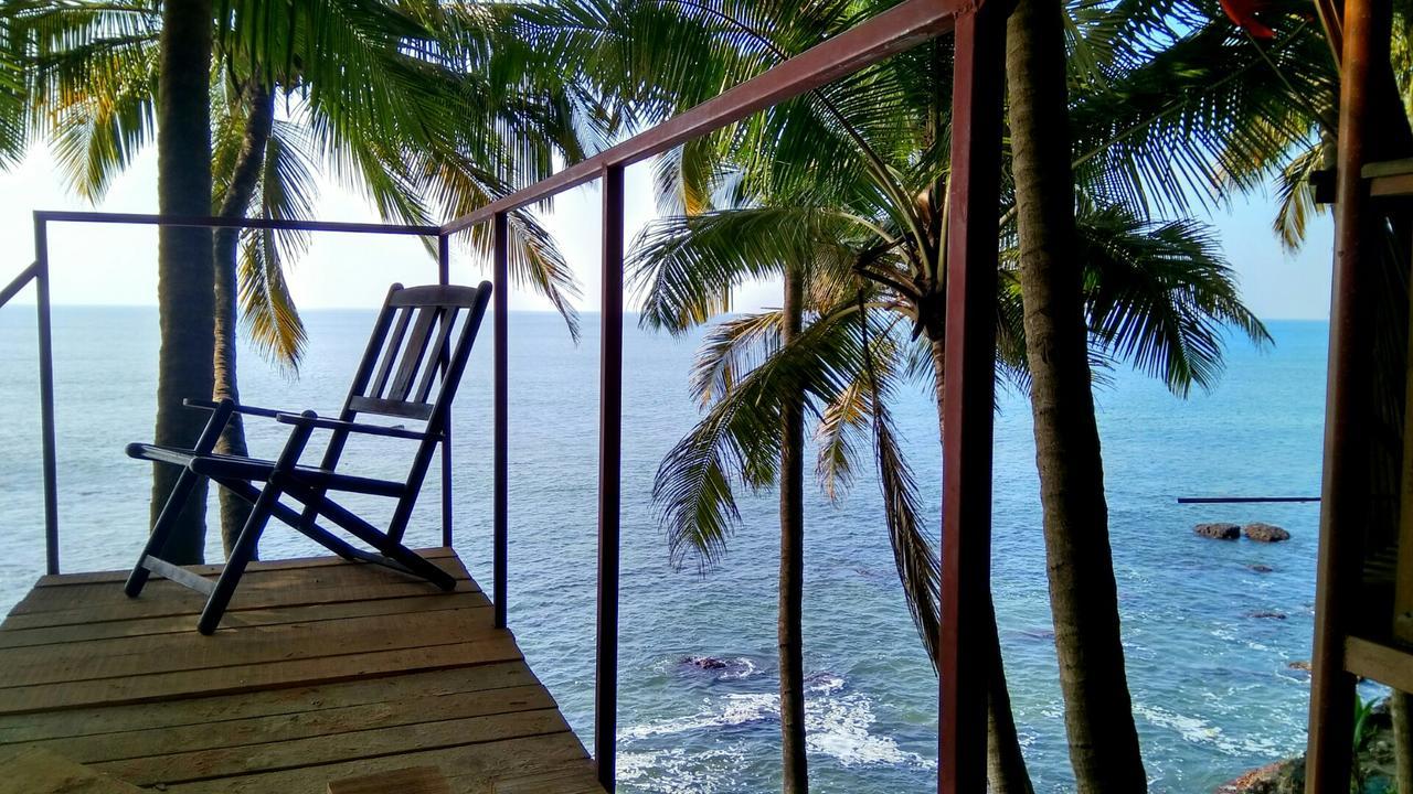 Belantara Beach Front Hotel Vengurla Kamer foto